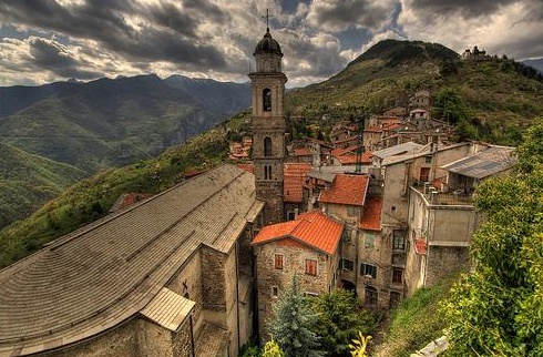 Tour dell’Alta Valle Argentina: tra cibo, borghi incantati e paesaggi mozzafiato