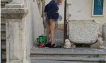 UN BIDET "EN PLEIN AIR" A SANREMO/ LA CARTOLINA TURISTICA DALLA CITTA' DEI FIORI