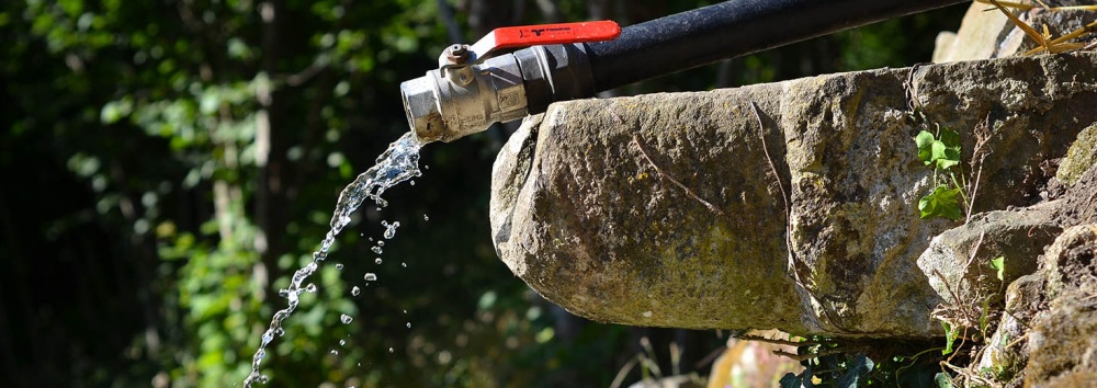 Vasche senz’acqua da giorni nelle campagne sanremesi