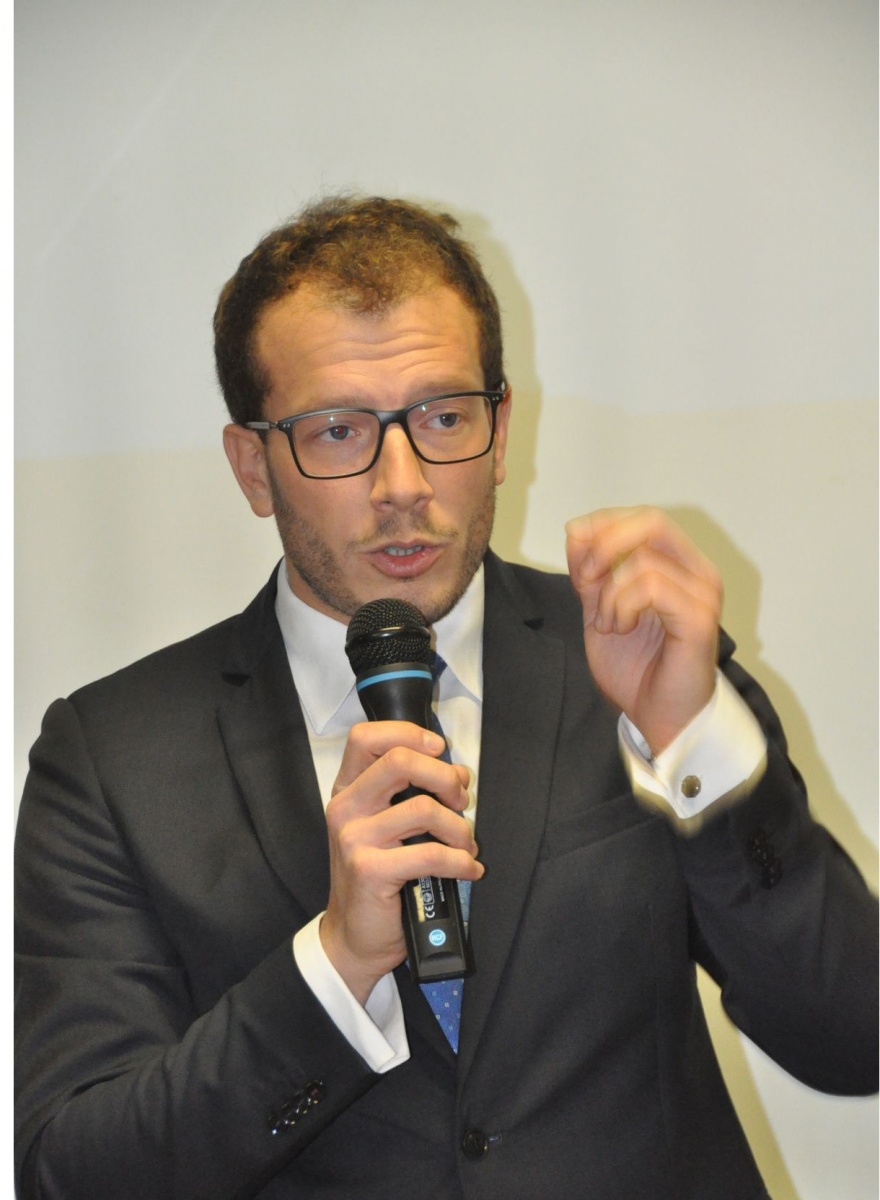 Ventimiglia: Ioculano revoca l’ordinanza che vieta di dare cibo ai migranti e in un video spiega il perchè lo ha fatto