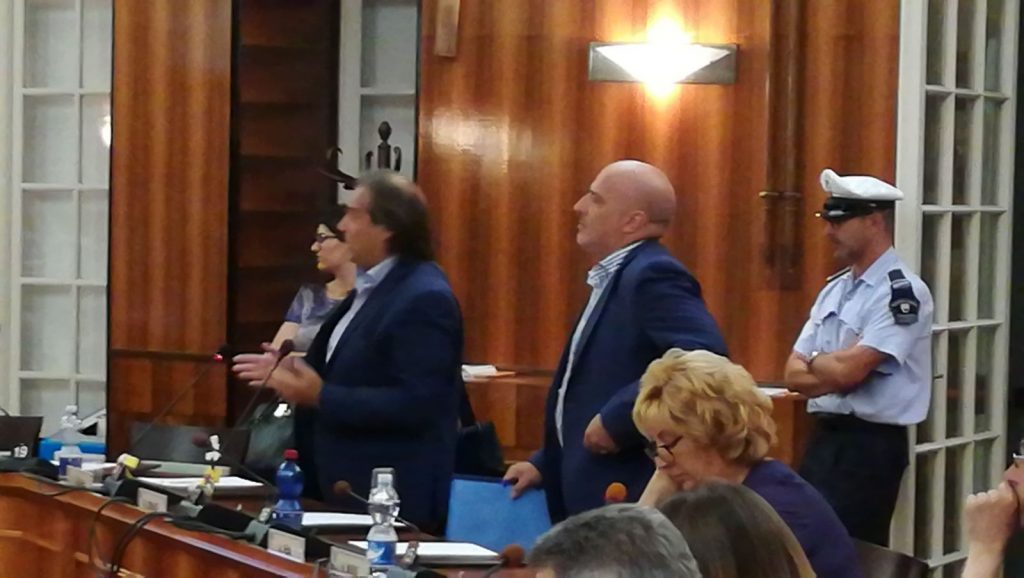 Ritardo nei lavori al Mercato dei Fiori e cantieri navali al centro delle interpellanze di Fratelli d’Italia