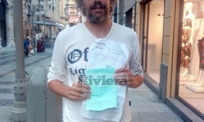 Multa di 5000 euro al clarinettista che suona in via Matteotti a Sanremo/ (Video)