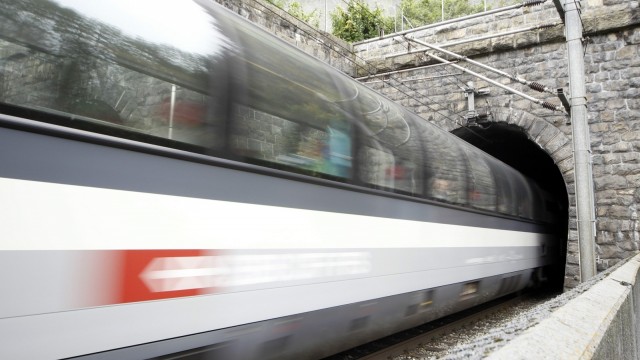 Imperia e Diano tagliate fuori dal tragitto “Espresso Riviera”