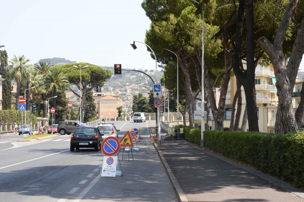 Rifacimento marciapiedi in viale Matteotti. Ecco le modifiche del traffico a Imperia