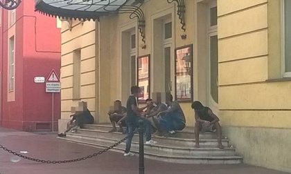 "Questa è la città che vuole, signor sindaco?"/ La foto "virale" sui social