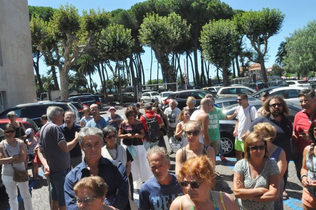 Manifestazione Debora Murante migranti Ventimiglia 12 agosto 2017_03