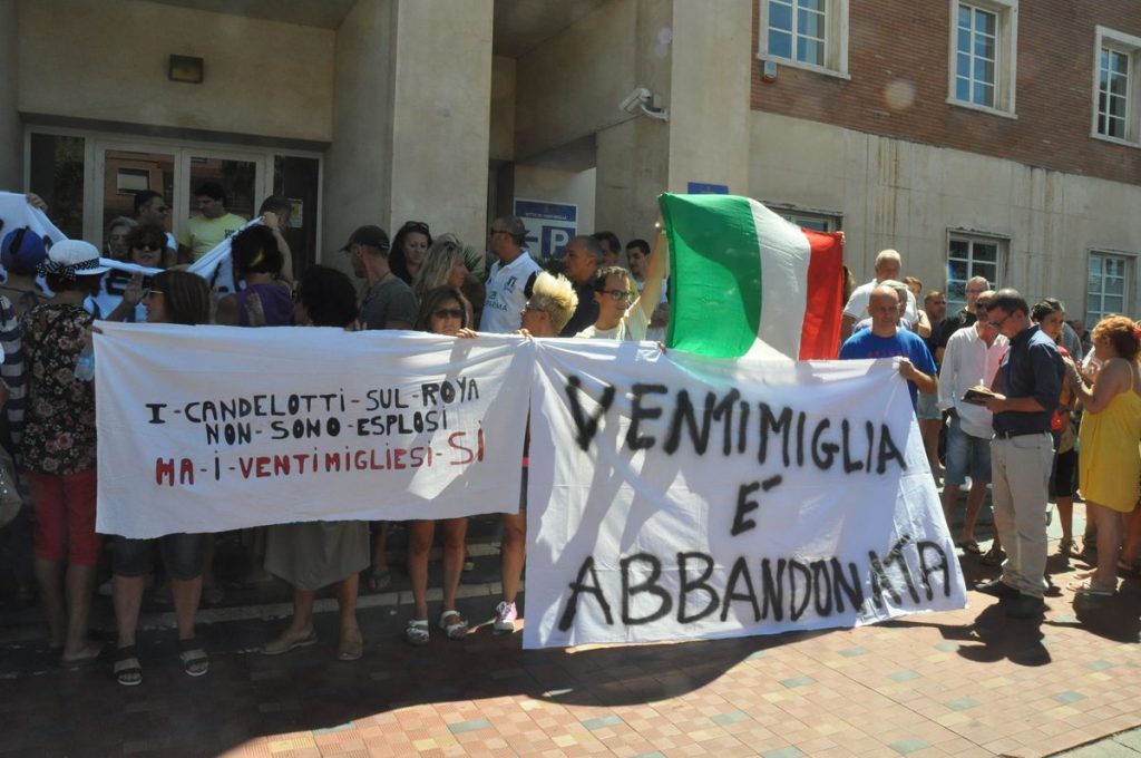 Manifestazione Debora Murante migranti Ventimiglia 12 agosto 2017_08