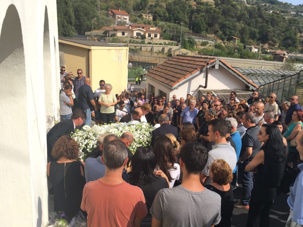 Sergio Di Giuliantonio morto funerali San Biagio moto d'acqua1