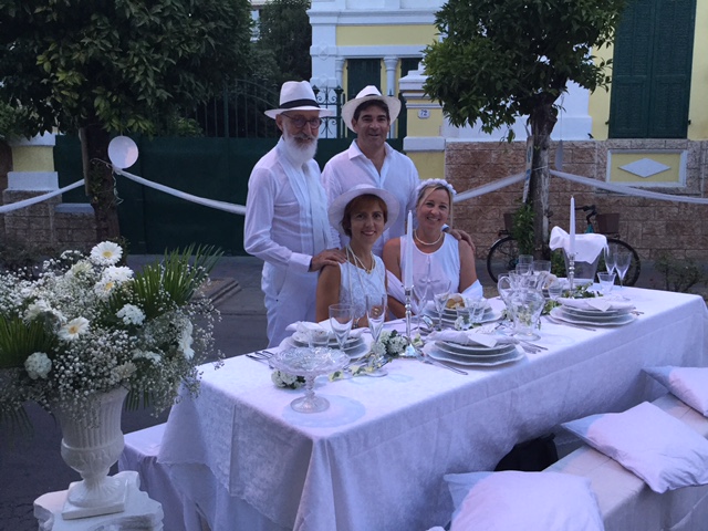 Cena in Bianco a Diano Marina: un candido successo per la seconda edizione