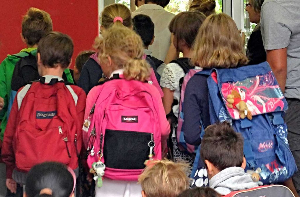 Assistenza scolastica a San Bartolomeo al Mare: martedì scadono le iscrizioni