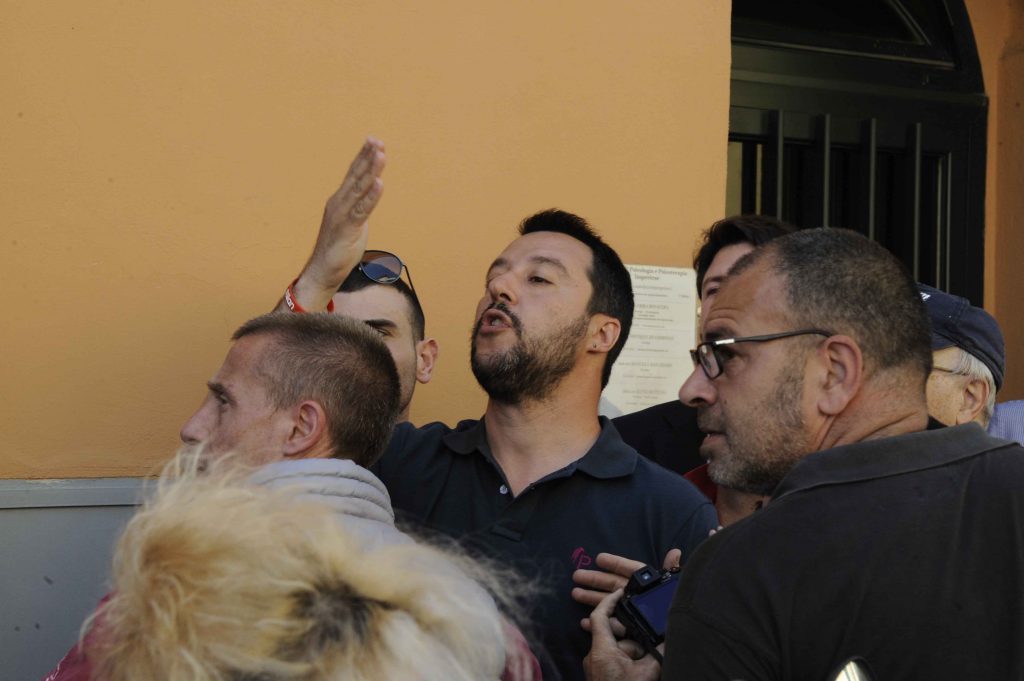Capacci vuole scusarsi con Salvini: Centro Sociale la Talpa “E’ lui a dover chiedere scusa””