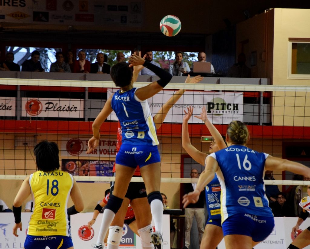 Pallavolo, sei team giovanili e due di Serie A al torneo “Memorial Tessitore”