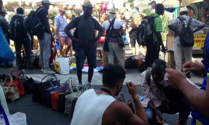 Ventimiglia: Sequestrati oltre 100 capi contraffatti al mercato del venerdì