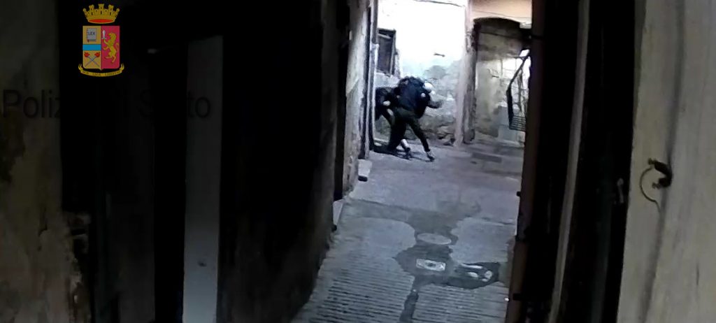 Rapina Sanremo arrestato polizia gang nordafricani_04