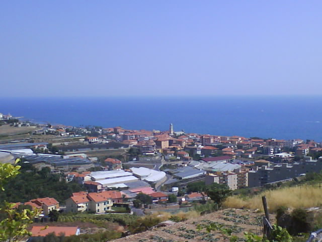 Allarme temporali: Riva Ligure chiude tutte le strutture sportive sul territorio dalle 9:00 di domani
