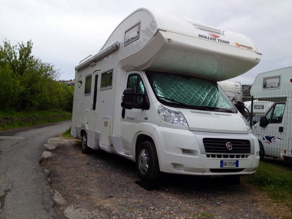 Un’area camper al posto delle ex polveriere a Sanremo