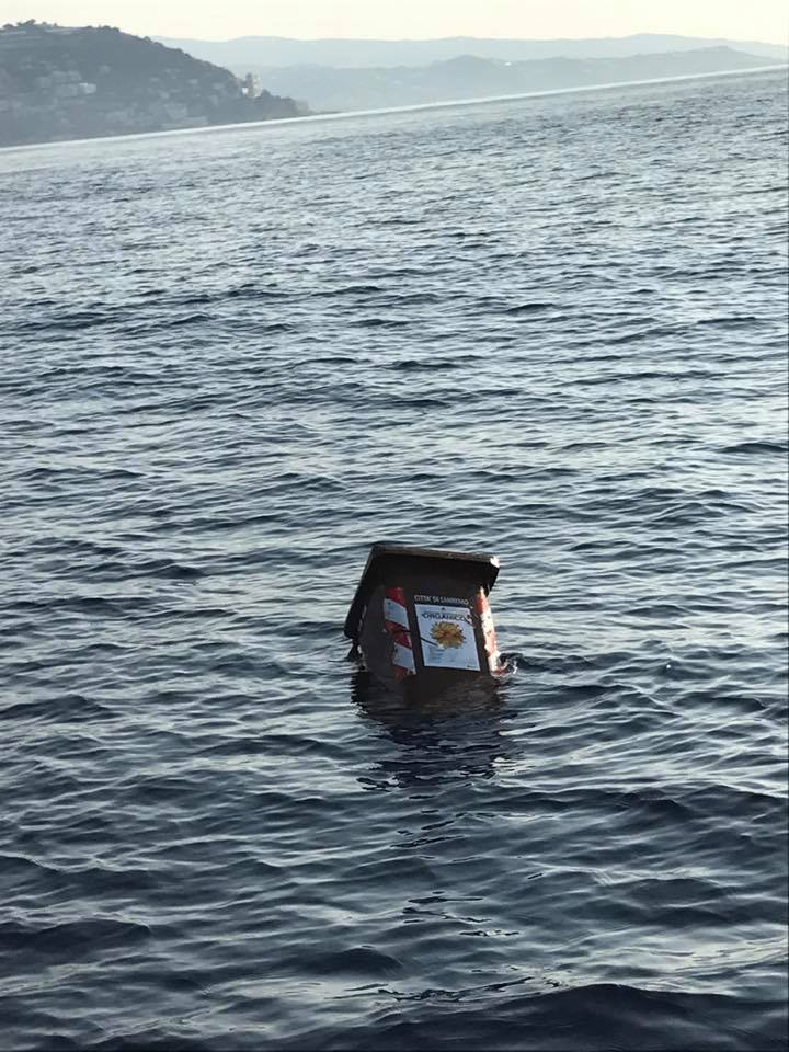 Bidone dell’umido “scappa” da Sanremo via mare