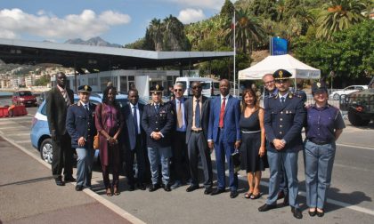 Delegazione senegalese in visita alla polizia di frontiera di Ventimiglia
