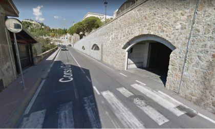 Via Verdi a senso unico alternato fino a febbraio a Ventimiglia