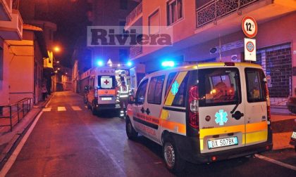 Terrore a Sanremo: Aggredito per strada col machete da uomo scappato armato/ Video