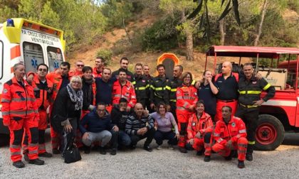 Simulati in un'esercitazione la caduta di un parapendio doppio e un incidente in moto/ Foto