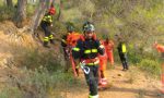 Ciclista esausto finisce in un roveto,Vigili del Fuoco al salvataggio