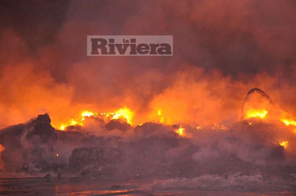 Incendio deposito Del Gratta Valle Armea 25 ottobre 2017_05