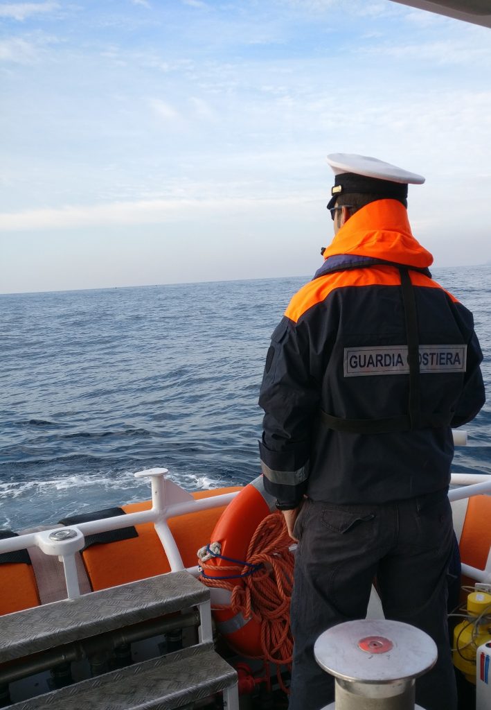 Fatto brillare l’ordigno trovato in mare a Taggia/ il Video