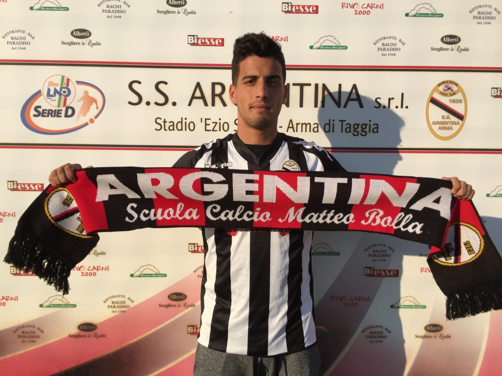 L’Argentina arricchisce la rosa dei giocatori con il centrocampista Giuseppe Ruggiero