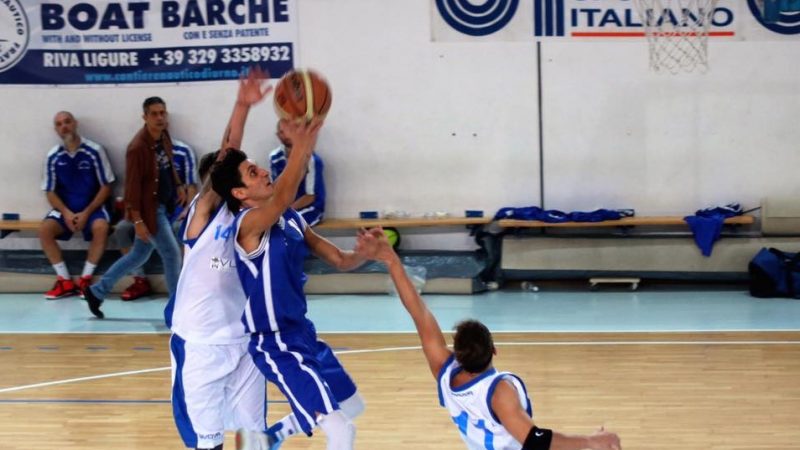 Basket: esordio da campioni per l’Olimpia Taggia che affossa Scuola Basket Team 68 a 58