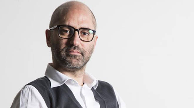 Danilo Chirico presenta il suo libro al bookstore Mondadori di Imperia