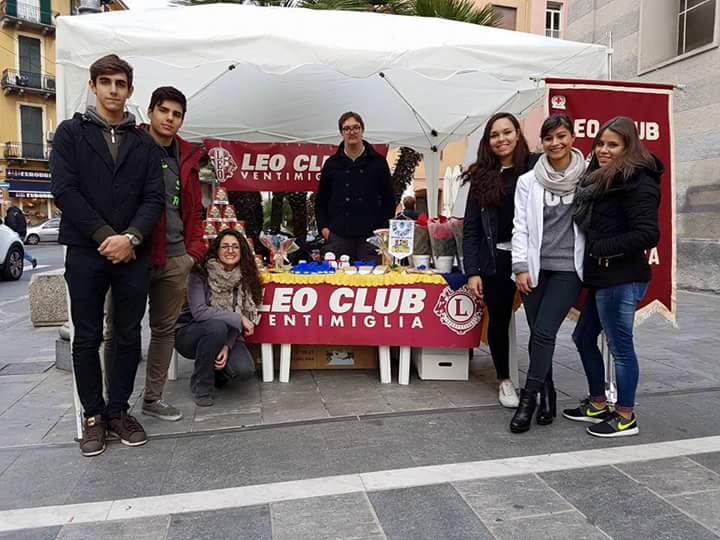 Leo Club Ventimiglia in piazza per il progetto School4U