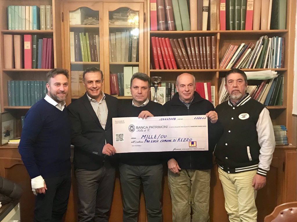 La Fondazione Casartelli-Perraro dona 1000 Euro al comune di Rezzo