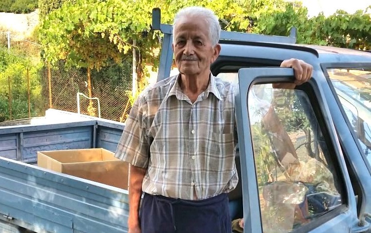 Il contadino di 100 anni con la patente di guida  premiato a Taggia dal governatore della Liguria