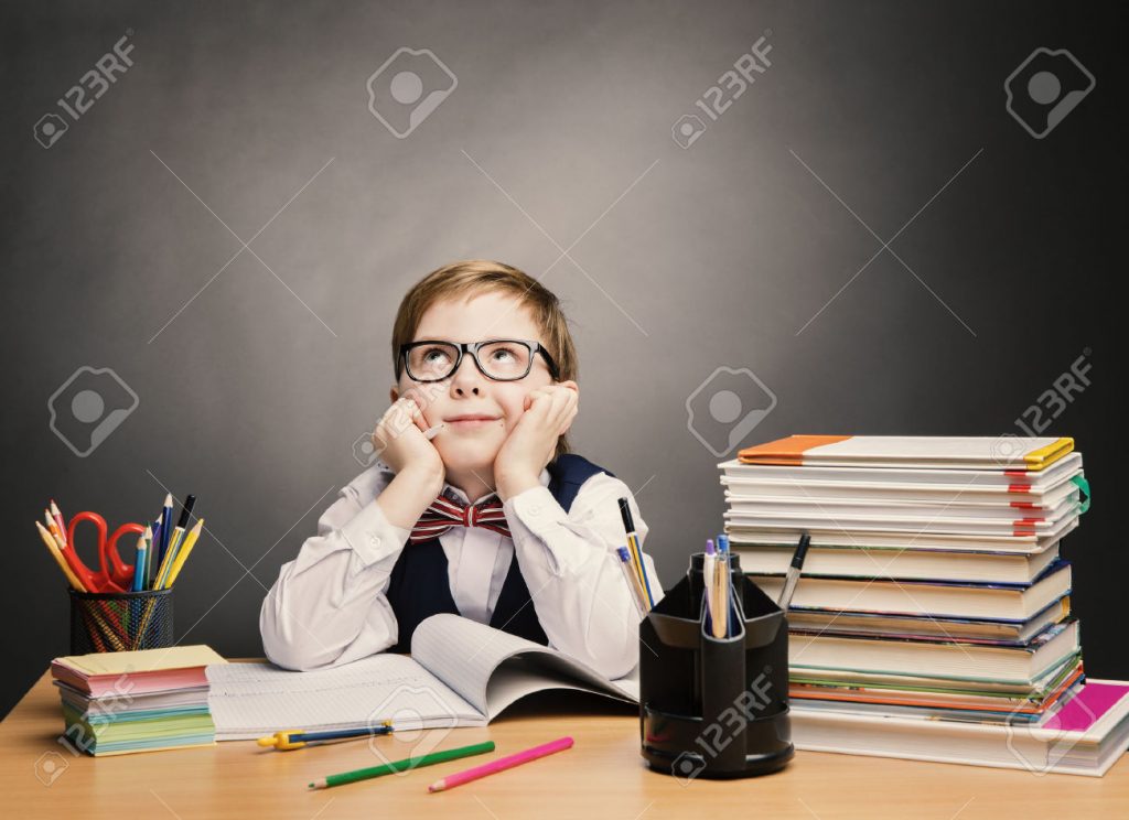 Scade a fine mese la possibilità di chiedere il rimborso delle spese scolastiche per famiglie con reddito inferiore a 50mila euro