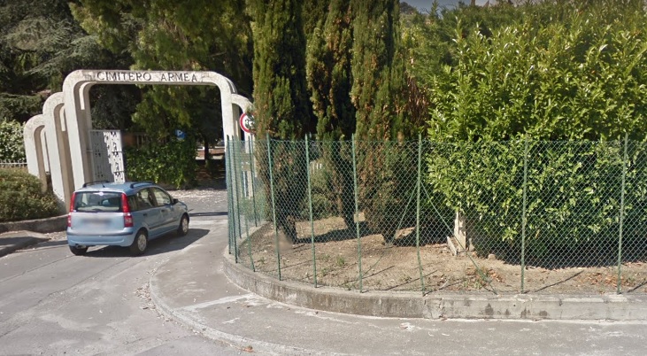 Cimitero di Valle Armea  chiuso nel fine settimana