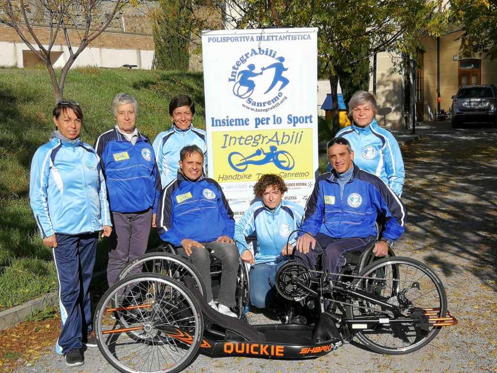La Massoneria contribuisce all’acquisto di una bici per disabili