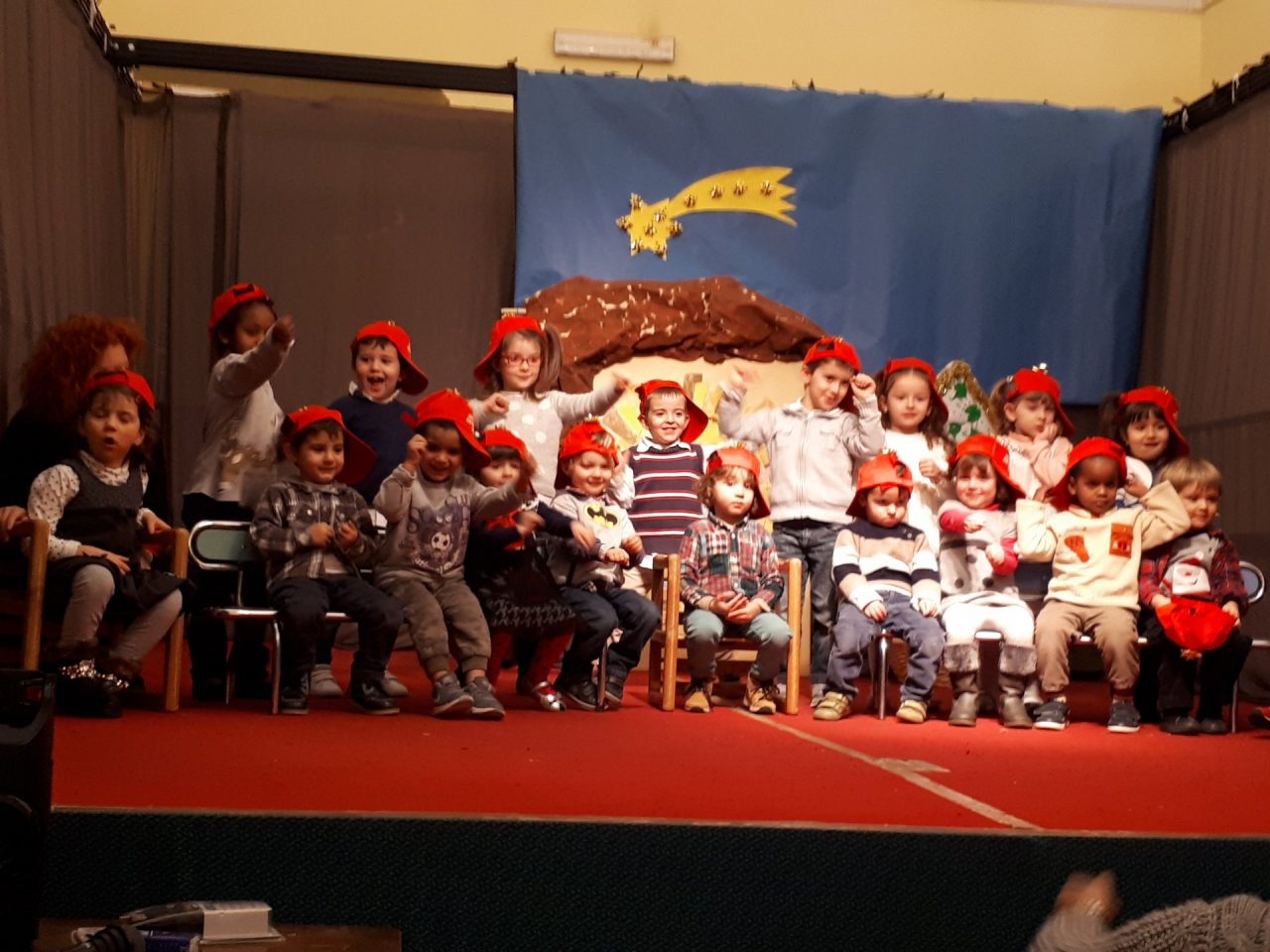 Gli auguri di Natale a Ceriana sono di 11 nazionalità / Le foto