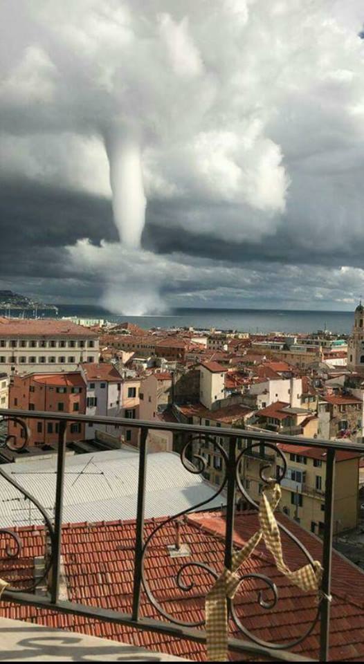 Un altro spettacolare video della tromba d’aria che ha investito Sanremo