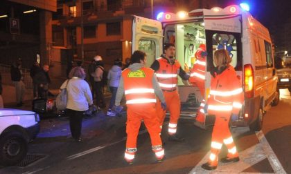 Auto travolge scooter: grave un 22enne a Sanremo/ Foto