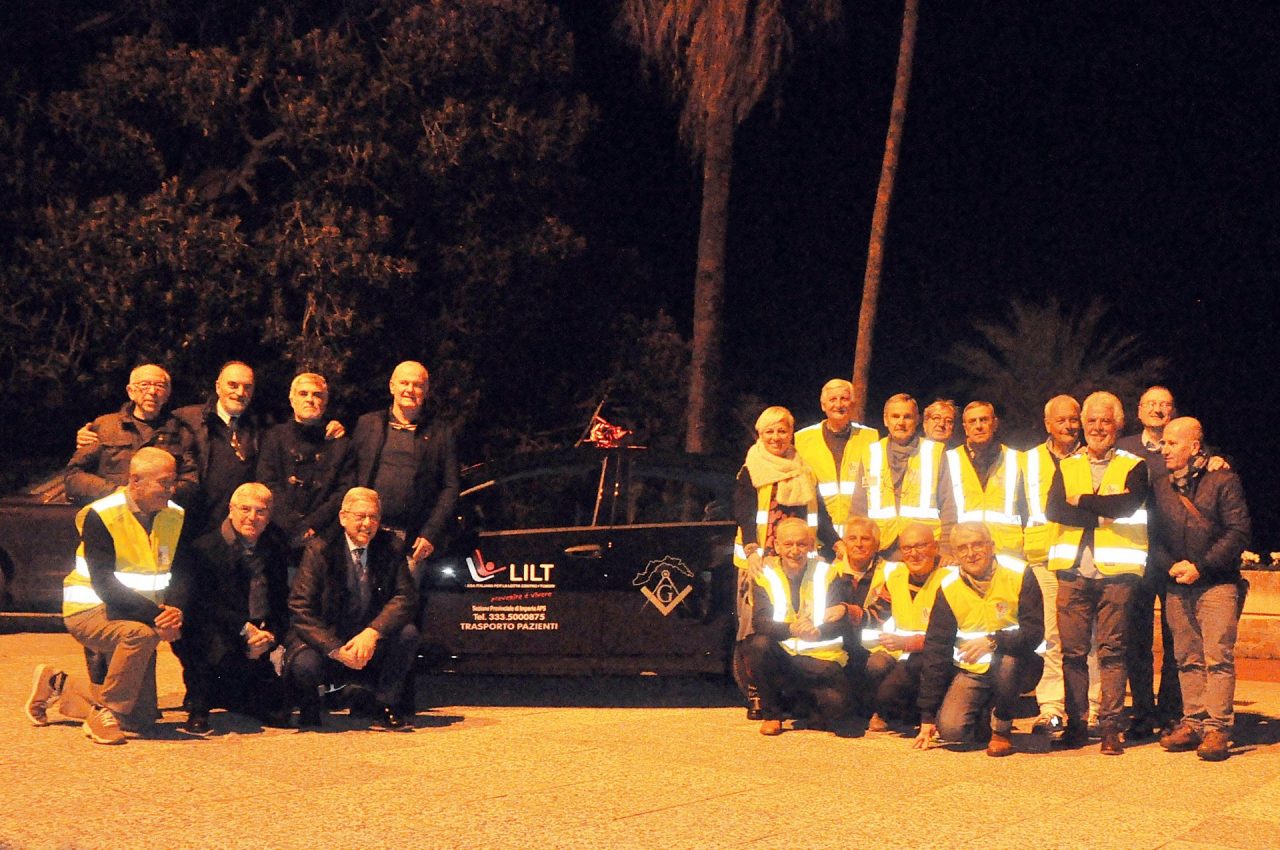 La massoneria dona un mezzo alla Lega Tumori di Sanremo/ Inaugurazione a Villa Ormond