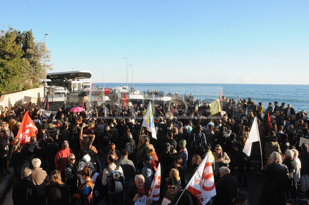 Manifestazione corteo migranti Mentone 16 dicembre 2017_27