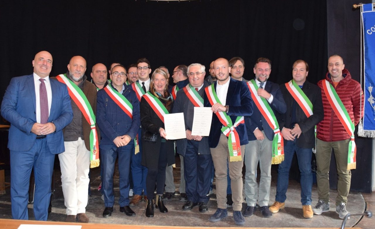 I diciotto Comuni del comprensorio Intemelio firmano una convenzione per rilanciare il turismo