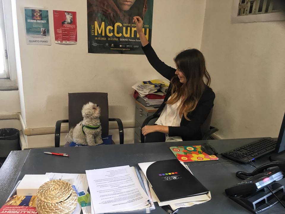 Cani in ufficio? La rivoluzione inizia da Genova