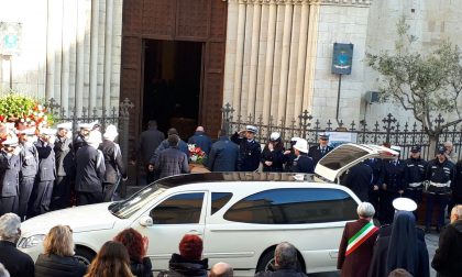Commozione al funerale di Leone Durazzi. Colleghi da tutta la provincia e centinaia di sanremesi
