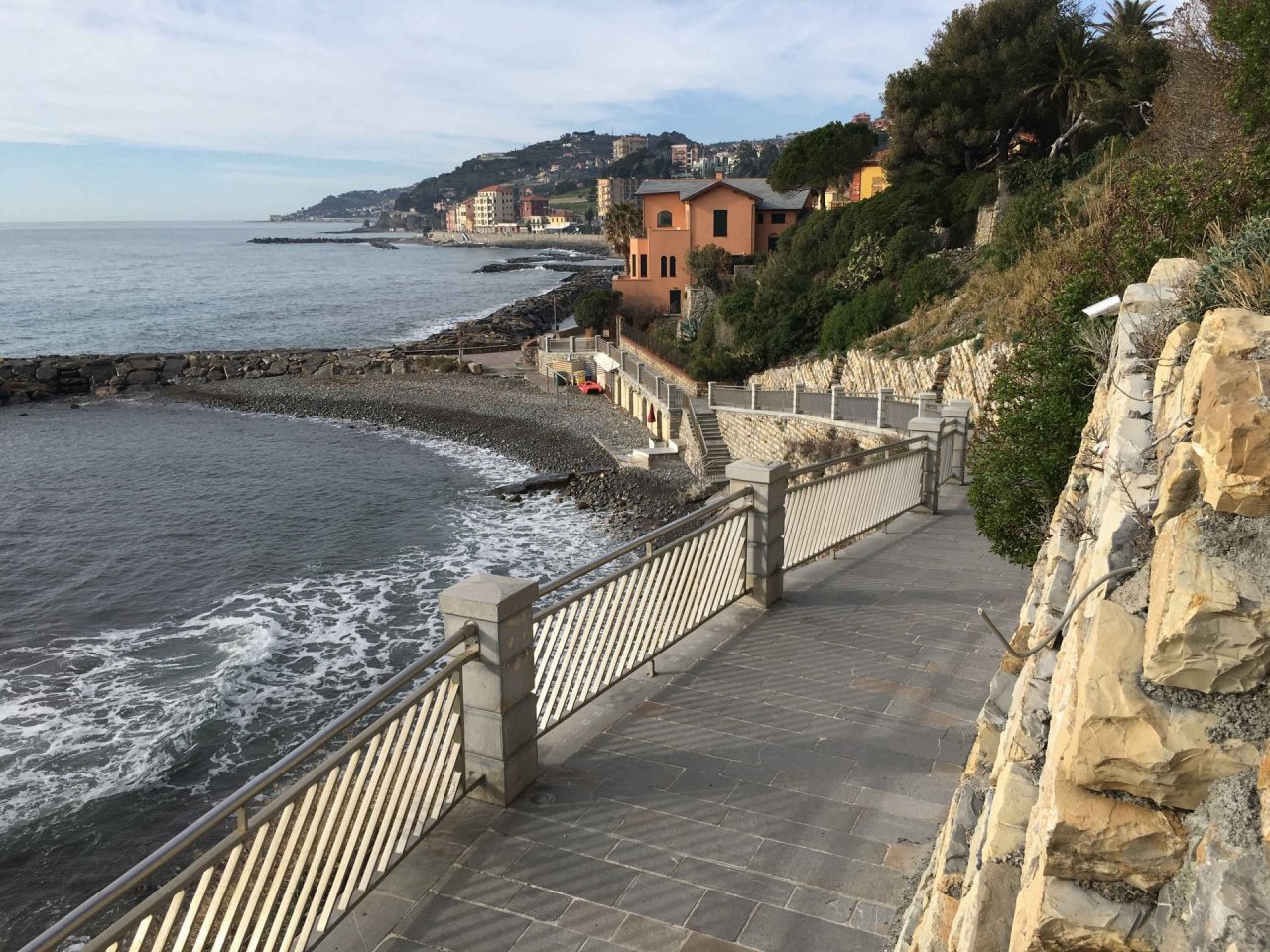 Riapre la passeggiata degli innamorati a Imperia