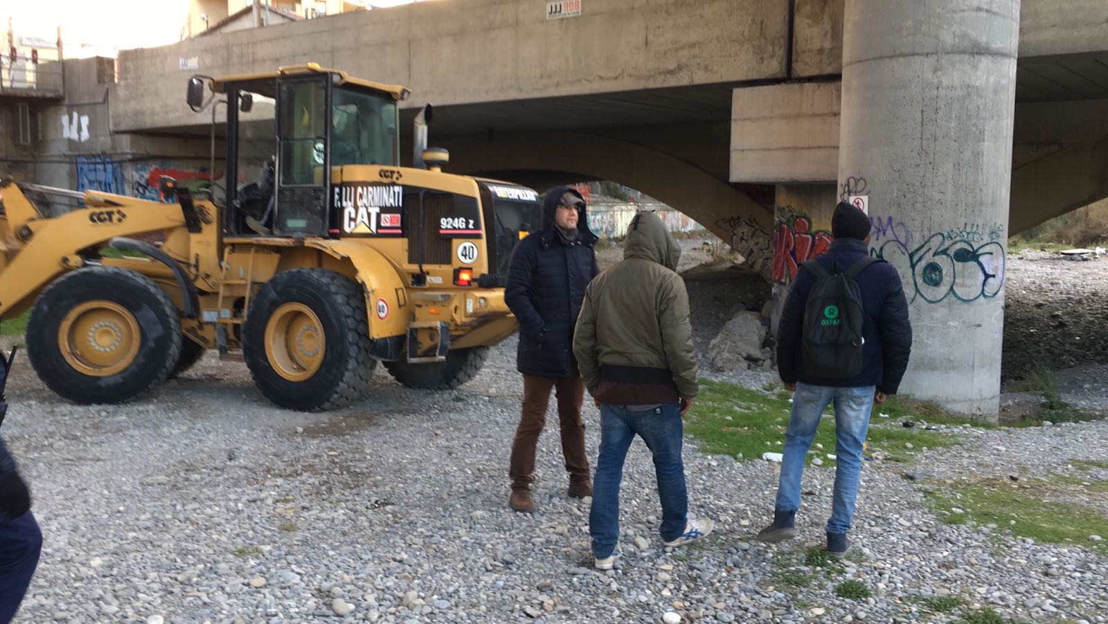 Migranti Ventimiglia sgombero ponte Ferrovia Roja Roya_04