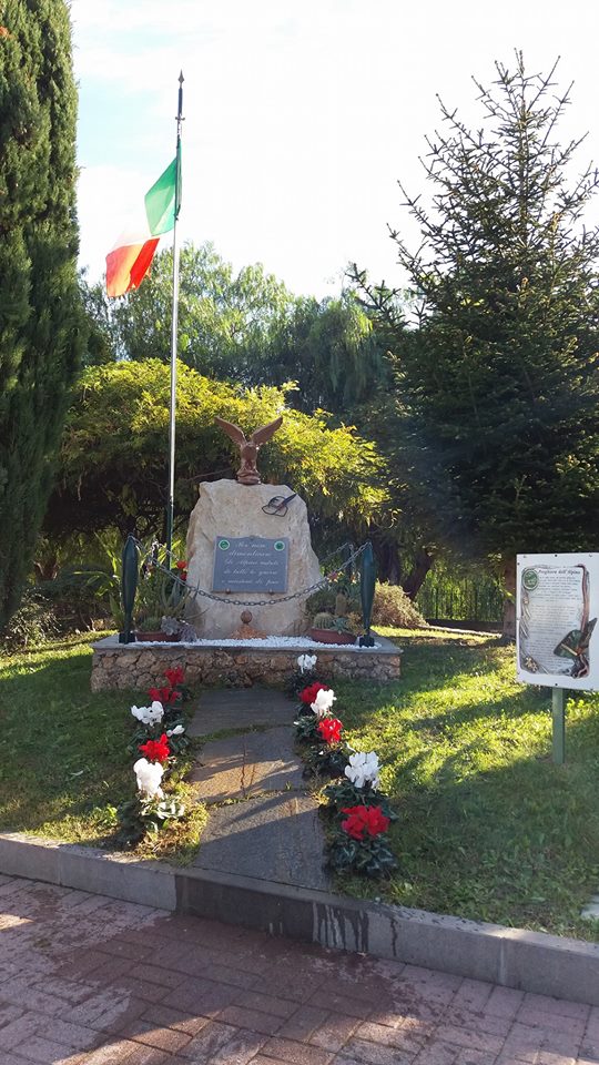 Monumento caduti alpini Giuseppe Turone