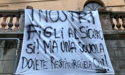 Slitta a marzo la chiusura della scuola Cavour di Ventimiglia