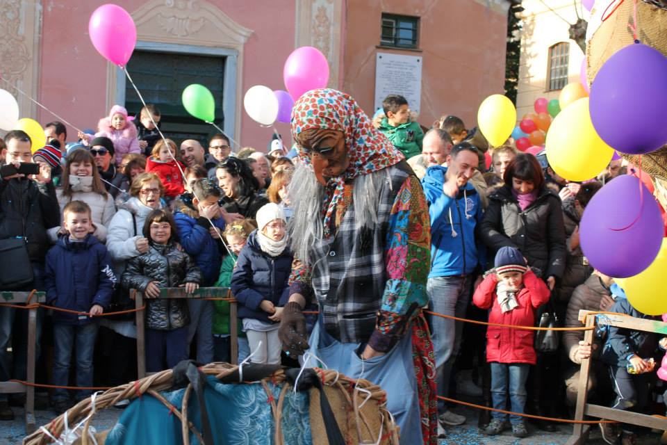 La Befana arriva a Vallecrosia